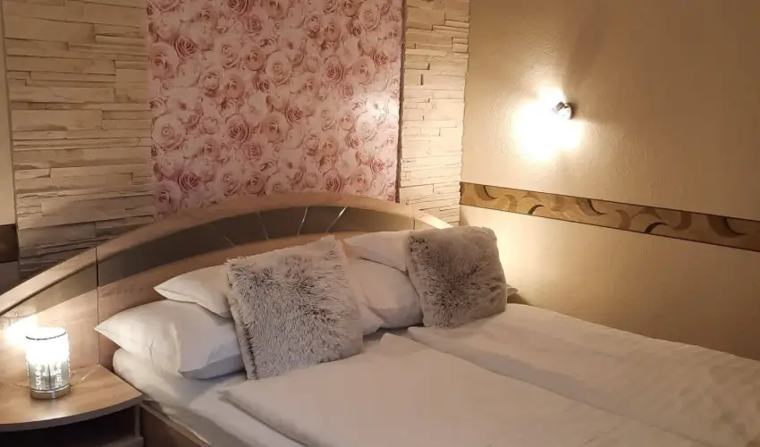 Kk Laguna Wellness Apartmanok Egerszalk - Nyugdjas kedvezmnyes rak nelltssal (1 jtl)