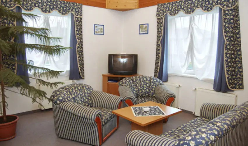 Kikelet Club Hotel Miskolctapolca - Kedvezm�nyes reggelis aj�nlat el�refizet�ssel (1 �jt�l)