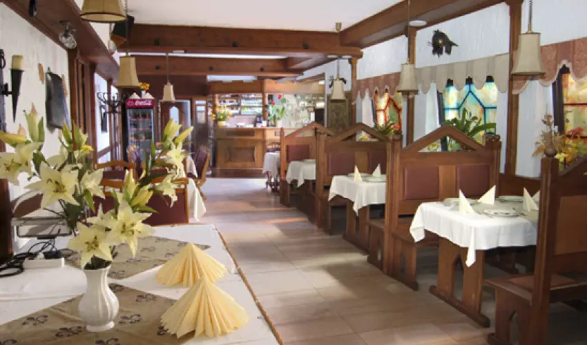 Kikelet Club Hotel Miskolctapolca - Kedvezm�nyes reggelis aj�nlat el�refizet�ssel (1 �jt�l)