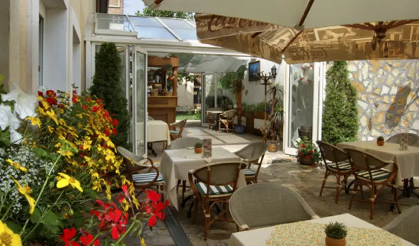 Kikelet Club Hotel Miskolctapolca - Kedvezm�nyes reggelis aj�nlat el�refizet�ssel (1 �jt�l)