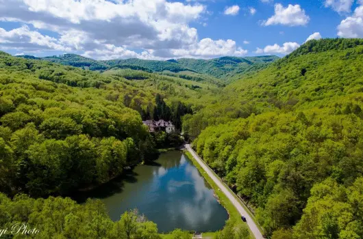 K�kapu Vad�szkast�ly �s Hotel & Apartments, Nagyhuta