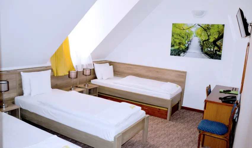 K�kapu Vad�szkast�ly �s Hotel & Apartments Nagyhuta - Nyugd�jas kedvezm�nyes �rak reggelis ell�t�ssal (1 �jszaka)