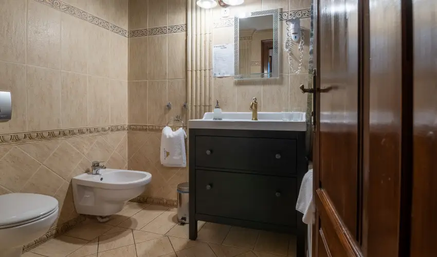 K�kapu Vad�szkast�ly �s Hotel & Apartments Nagyhuta - Nyugd�jas kedvezm�nyes �rak reggelis ell�t�ssal (1 �jszaka)