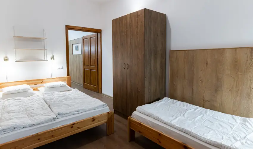 K�kapu Vad�szkast�ly �s Hotel & Apartments Nagyhuta - Nyugd�jas kedvezm�nyes �rak reggelis ell�t�ssal (1 �jszaka)