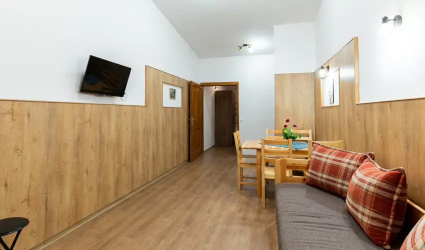 K�kapu Vad�szkast�ly �s Hotel & Apartments Nagyhuta - Nyugd�jas kedvezm�nyes �rak reggelis ell�t�ssal (1 �jszaka)