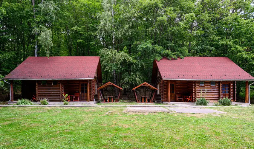 K�kapu Vad�szkast�ly �s Hotel & Apartments Nagyhuta - Nyugd�jas kedvezm�nyes �rak reggelis ell�t�ssal (1 �jszaka)