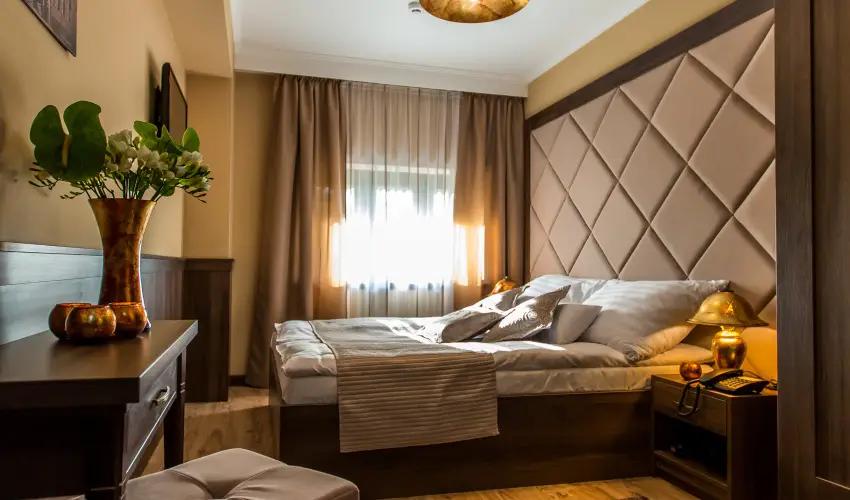 Koml Hotel Gyula - Szlls reggelivel s vacsorval, Vrfrd belpvel (min. 2 j)