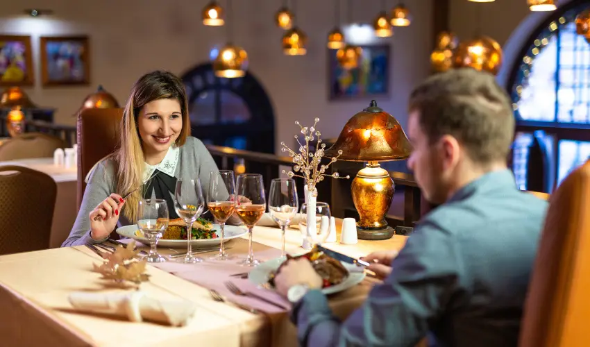 Koml Hotel Gyula - Szlls reggelivel s vacsorval, Vrfrd belpvel (min. 2 j)