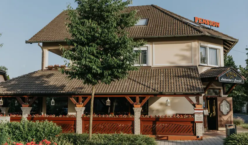 Korona Panzi s tterem Hvz - Nyugdjas kedvezmnyes rak reggelis elltssal (1 jtl)