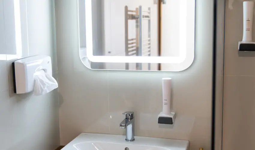 Kristály Hotel Konferencia & Wellness Ajka - Nyugdíjas kedvezményes árak reggelis ellátással (1 éjtől)