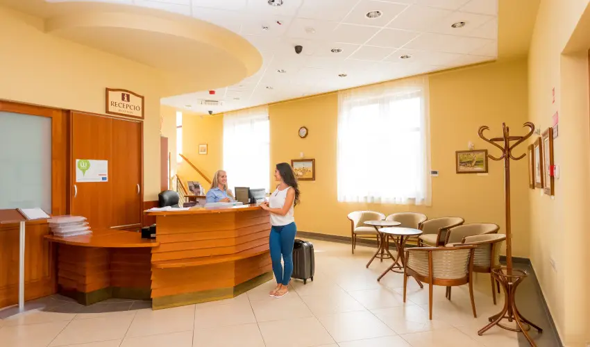 Hotel Kumnia Kisjszlls - Nyugdjas kedvezmnyes rak frdbelpvel (1 jtl)