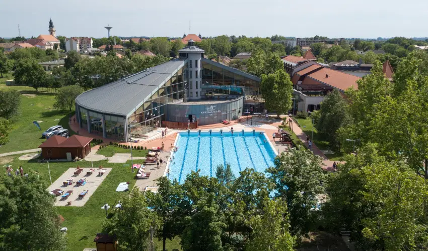 Hotel Kumnia Kisjszlls - Nyugdjas kedvezmnyes rak frdbelpvel (1 jtl)