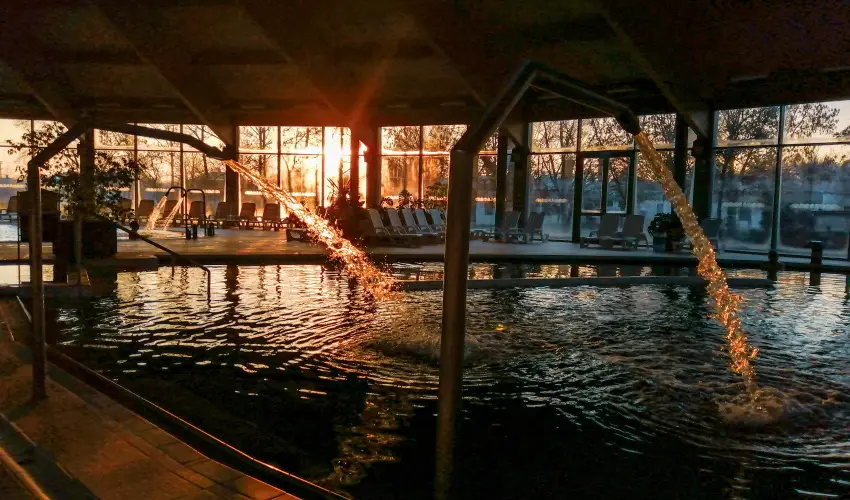 Hotel Kumnia Kisjszlls - Nyugdjas kedvezmnyes rak frdbelpvel (1 jtl)