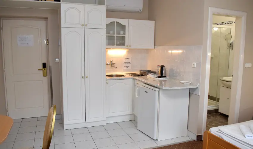 L�dia Hotel Hark�ny Hark�ny - Nyugd�jas kedvezm�nyes �rak reggelis ell�t�ssal (min. 2 �j)