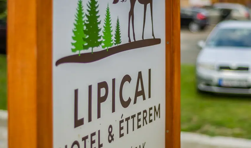 Lipicai Hotel Szilv�sv�rad - Nyugd�jas kedvezm�nyes �rak (1 �jt�l)