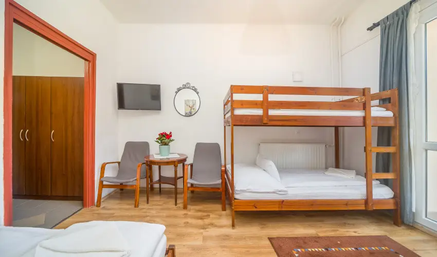 Lipicai Hotel Szilv�sv�rad - Nyugd�jas kedvezm�nyes �rak (1 �jt�l)