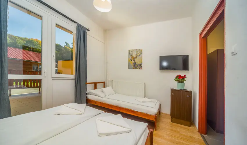 Lipicai Hotel Szilv�sv�rad - Nyugd�jas kedvezm�nyes �rak (1 �jt�l)