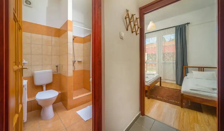 Lipicai Hotel Szilv�sv�rad - Nyugd�jas kedvezm�nyes �rak (1 �jt�l)