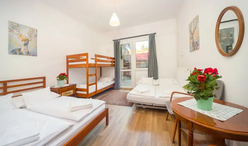 Lipicai Hotel Szilv�sv�rad - Nyugd�jas kedvezm�nyes �rak (1 �jt�l)