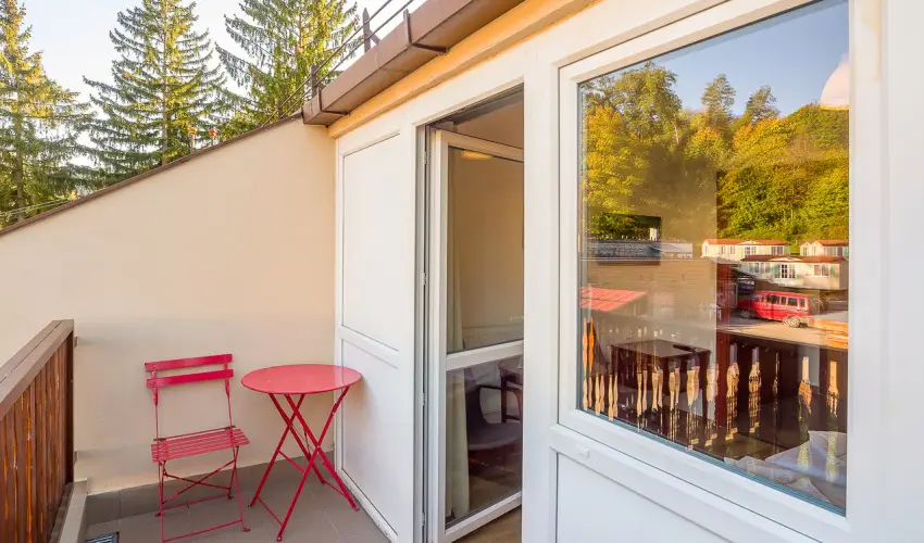 Lipicai Hotel Szilv�sv�rad - Nyugd�jas kedvezm�nyes �rak (1 �jt�l)