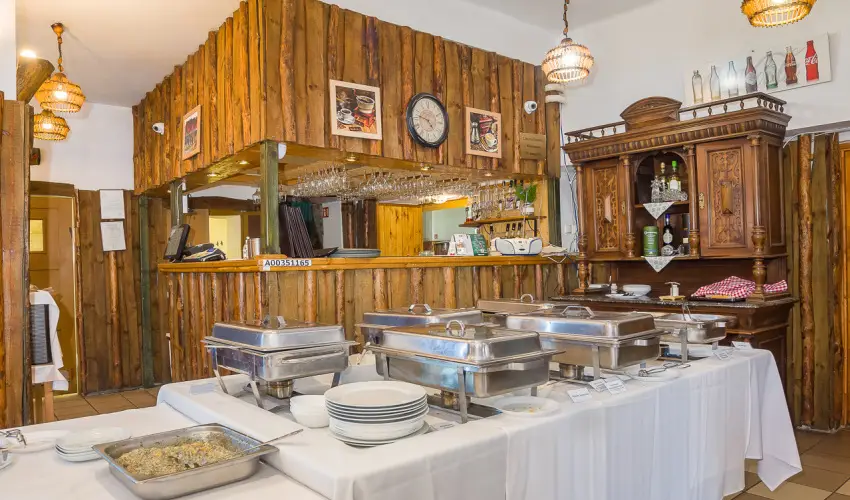 Lipicai Hotel Szilv�sv�rad - Nyugd�jas kedvezm�nyes �rak (1 �jt�l)