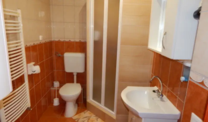 Major Panzi & tterem Hajdszoboszl - Nyugdjas kedvezmnyes rak reggelis elltssal (1 jtl)