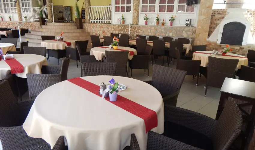 Major Panzi & tterem Hajdszoboszl - Nyugdjas kedvezmnyes rak reggelis elltssal (1 jtl)