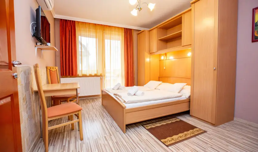 Major Panzi & tterem Hajdszoboszl - Nyugdjas kedvezmnyes rak reggelis elltssal (1 jtl)