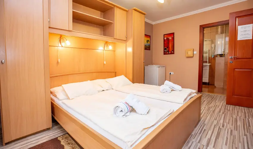 Major Panzi & tterem Hajdszoboszl - Nyugdjas kedvezmnyes rak reggelis elltssal (1 jtl)