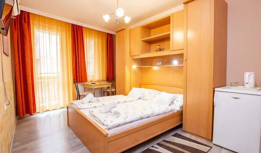 Major Panzi & tterem Hajdszoboszl - Nyugdjas kedvezmnyes rak reggelis elltssal (1 jtl)