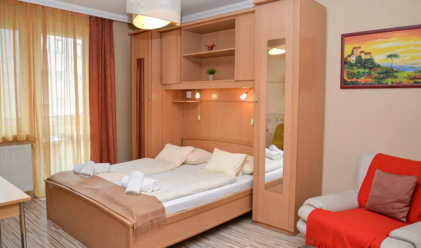 Major Panzi� & �tterem Hajd�szoboszl� - Nyugd�jas kedvezm�nyes �rak reggelis ell�t�ssal (1 �jt�l)