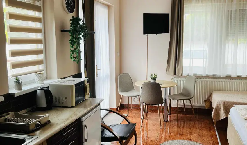 Major Panzi� & �tterem Hajd�szoboszl� - Nyugd�jas kedvezm�nyes �rak reggelis ell�t�ssal (1 �jt�l)