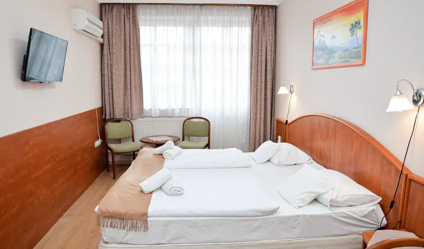 Major Panzi� & �tterem Hajd�szoboszl� - Nyugd�jas kedvezm�nyes �rak reggelis ell�t�ssal (1 �jt�l)