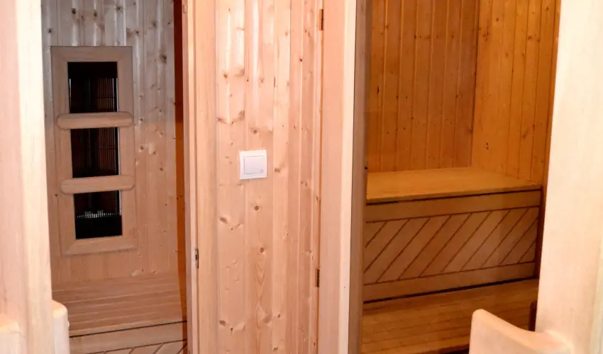 Malomkert Hotel Nagyb�rzs�ny - Nyugd�jas kedvezm�nyes �rak reggelis ell�t�ssal (1 �jt�l)
