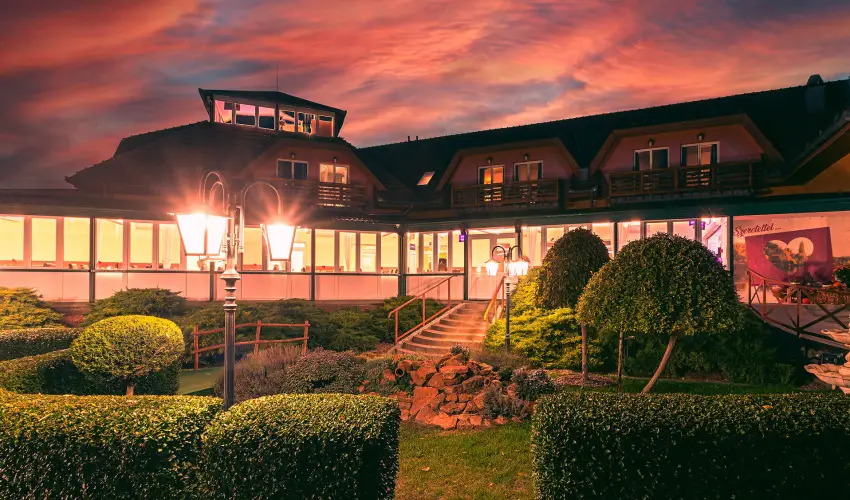 Mrtoni Csrda Szigetszentmrton - Nyugdjas kedvezmnyes rak reggelivel (1 jtl)