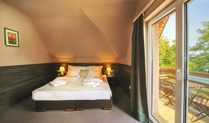 Mrtoni Csrda Szigetszentmrton - Nyugdjas kedvezmnyes rak reggelivel (1 jtl)