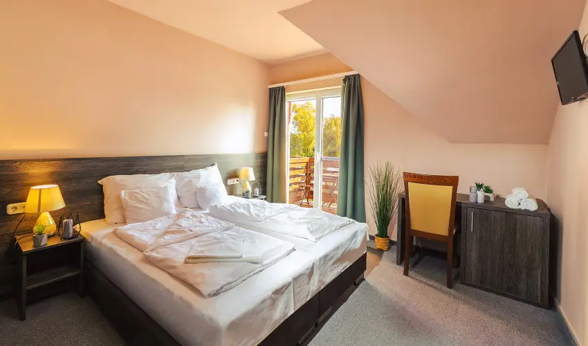 Mrtoni Csrda Szigetszentmrton - Nyugdjas kedvezmnyes rak reggelivel (1 jtl)