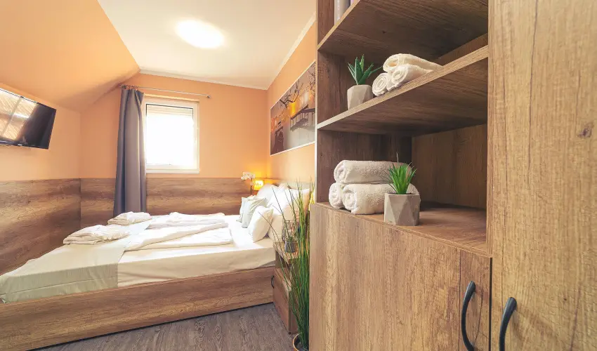 Mrtoni Csrda Szigetszentmrton - Nyugdjas kedvezmnyes rak reggelivel (1 jtl)