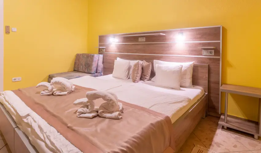 Mrvny Panzi Hajdszoboszl - Nyugdjas kedvezmnyes rak (1 jtl)