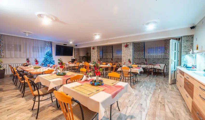 Mrvny Panzi Hajdszoboszl - Nyugdjas kedvezmnyes rak (1 jtl)