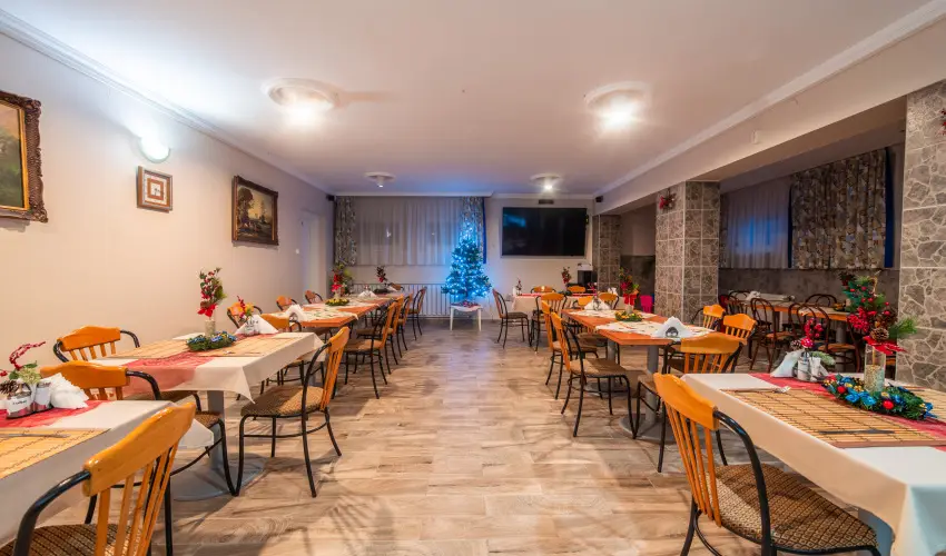 Mrvny Panzi Hajdszoboszl - Nyugdjas kedvezmnyes rak (1 jtl)