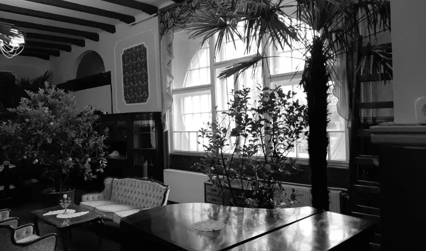 Meller Kastly Villa Csurg - Nyugdjas ajnlat a kastlyban (min. 2 j)