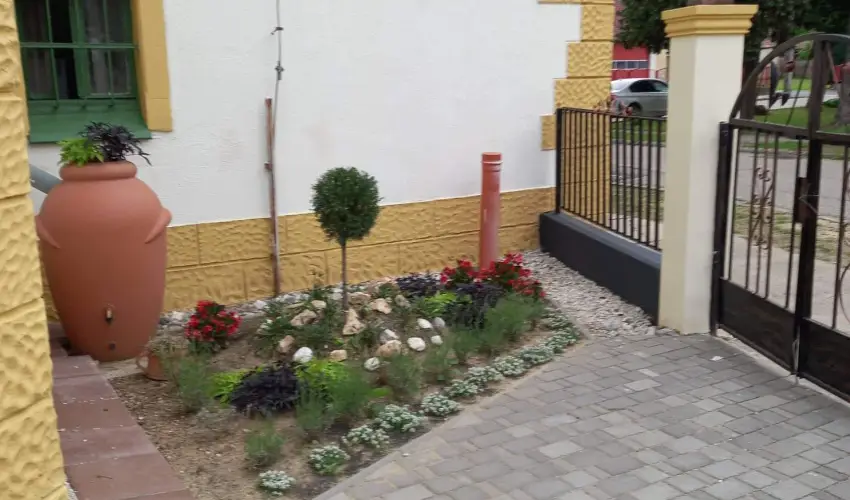 Meller Kastly Villa Csurg - Nyugdjas ajnlat a kastlyban (min. 2 j)