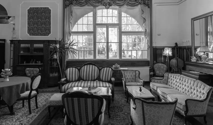 Meller Kastly Villa Csurg - Nyugdjas ajnlat a kastlyban (min. 2 j)