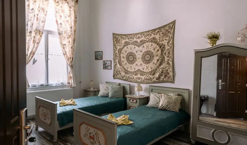 Meller Kastly Villa Csurg - Nyugdjas ajnlat a kastlyban (min. 2 j)