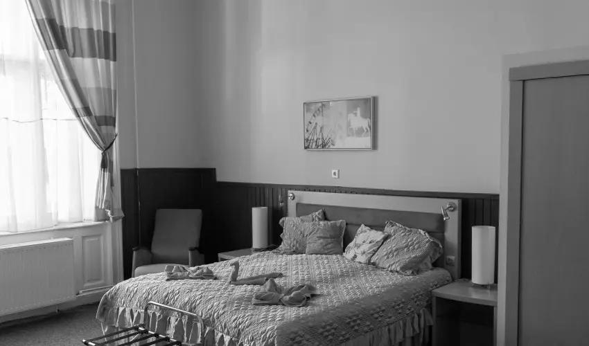 Meller Kastly Villa Csurg - Nyugdjas ajnlat a kastlyban (min. 2 j)