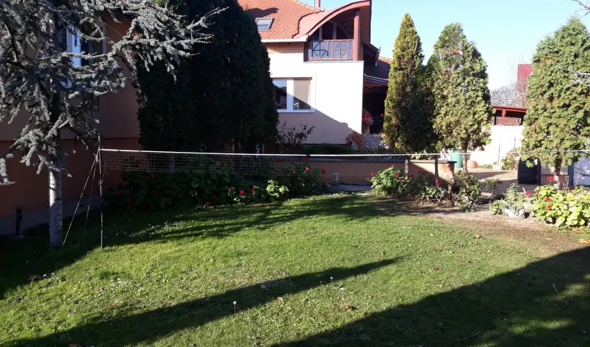 Napsugár Kenézy Lux Apartman Vendégházak Hajdúszoboszló - Pihenés Hajdúszoboszlón