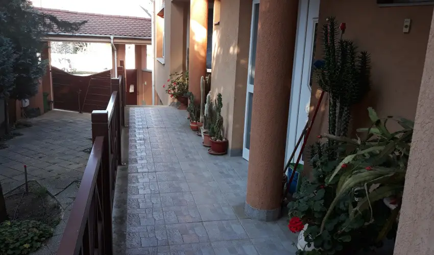 Napsugár Kenézy Lux Apartman Vendégházak Hajdúszoboszló - Pihenés Hajdúszoboszlón