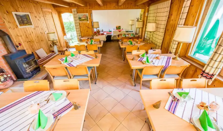 ko-Park Panzi Szarvask - Nyugdjas kedvezmnyes rak reggelis elltssal (1 jtl)