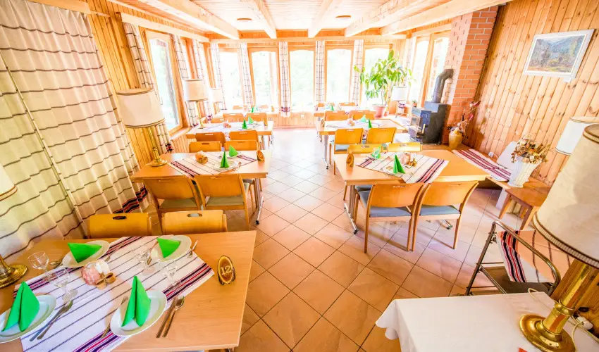 ko-Park Panzi Szarvask - Nyugdjas kedvezmnyes rak reggelis elltssal (1 jtl)